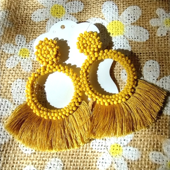 Yellow, Bead Seed, Beaded & Fringe, Circle, Hoop Earrings - Picture 3 of 9